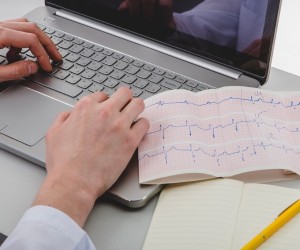 Эти неожиданные симптомы могут оказаться инфарктом — партнерский материал